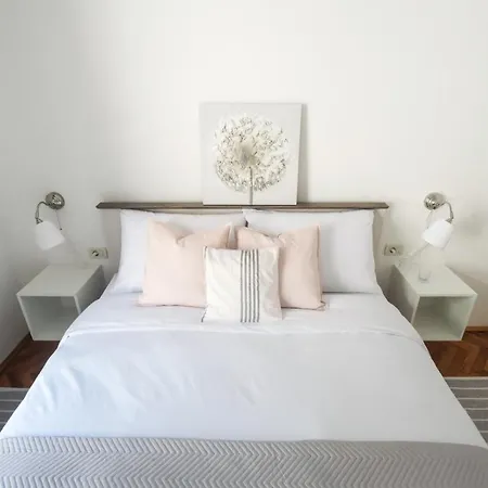 Luxury Meje *